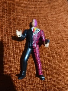 Vintage 1995 DC Comics Two Face 5” Action Figure Batman - Picture 1 of 3