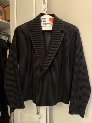 Blazer plisado homme issey miyake negro plisado a medida talla 1 Foto 1 de 4