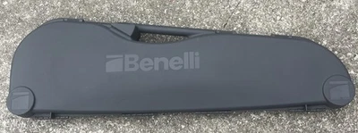 Estojo rígido Benelli cinza 20 Ga Legacy Carcassa B0027101 X008499 almofada de espuma para derrubar - Imagem 1 de 4