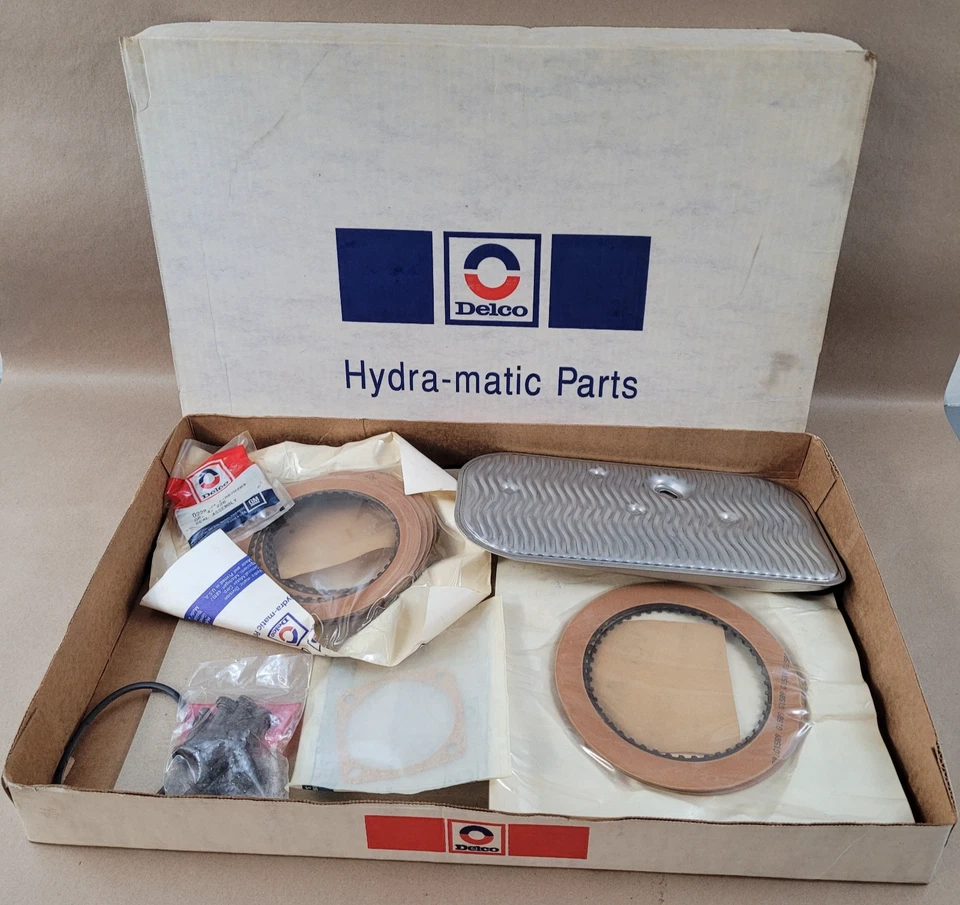 Nuevo kit de reconstrucción de transmisión NOS GM 24204440 1985-1990 HMMWV Hummer H1 CUCV Foto 1 de 4