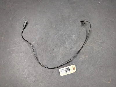 Sensor de velocidad de rueda ABS trasero izquierdo 2018 BMW 330i 34526869322 2017 2019 Foto 1 de 4