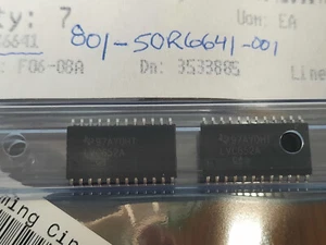 2PCS TI SN74LVC652ADW 24-Pin SOIC Original Parts Octal Bus Transceiver New - Picture 1 of 3