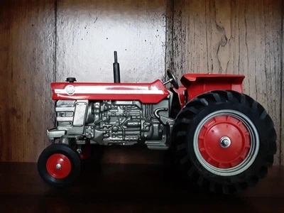  Massey Ferguson 1100 frente larga. Modelos em escala 1:16. Sem caixa, apenas exibido. - Imagem 1 de 4