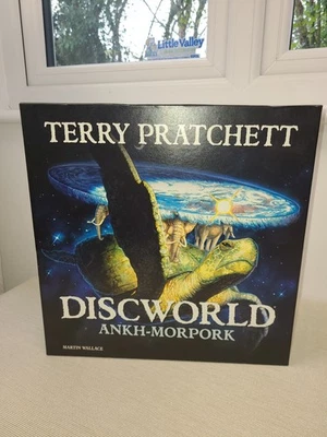 Terry PRATCHETTS DISCWORLD Ankhmorpork Board Game NEW - Image 1 of 4