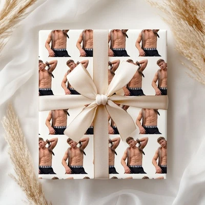 Robert Irwin Wrapping Paper, Dancing with the Stars  Wildlife Photographer Wrap - Image 1 of 4