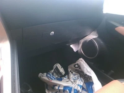 Guantera NX200T 2016 8705266 Foto 1 de 4