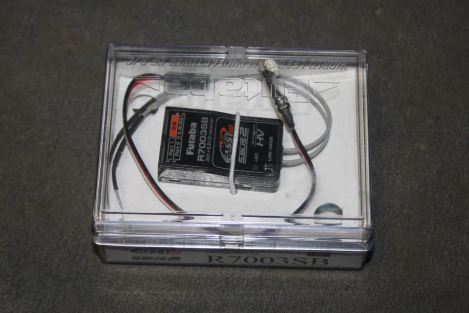 Futaba Fasst Empfänger F7003SB Fasst Test Telemetrie  18Kanal - Bild 1 von 4