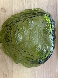 Vintage Indiana Green Glass Loganberry & Leaf Bowl 7” Just Gorgeous - Picture 1 of 5