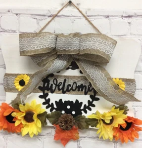 Welcome Fall Sign wood floral burlap bow black white daisy Handmade 13x9 New - Picture 1 of 6