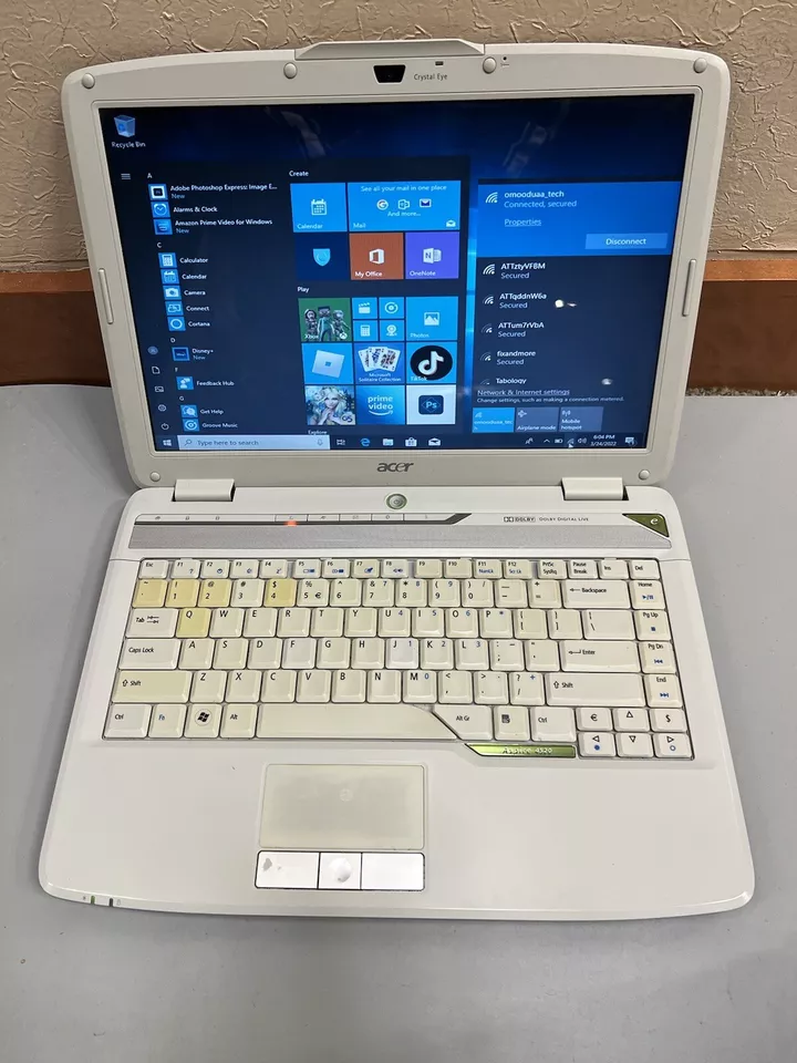 ACER Aspire 4520 AMD Athlon Dual-Core 2GB RAM 120GB HDD WIFI WRBCAM  - Image 1 of 4