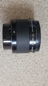 Nikon TC 200 2X Teleconverter Lens + Caps - F-Mount - NON AF Original Nikon - Picture 1 of 3