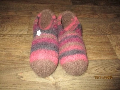 Weihnachtsangebot..Filzpuschen-Hausschuhe👣Gr.39 Handgestrickt, mit 💞gemacht;0) - Bild 1 von 2
