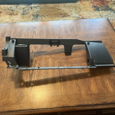 Panel base guantera moldura P/N:15092599 OEM 2007-13 GMC Sierra 2500HD, 3500HD G Foto 1 de 4