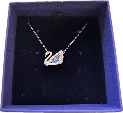 SWAROVSKI - "Dancing swan" Schwanenkette - Original - Bild 1 von 4