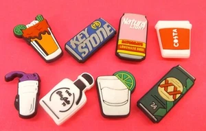 Kroko Schuh Erwachsene Getränk Bier Schlussstein natürliches Licht Jibbitz Charms Menge 8 Neu - Bild 1 von 1