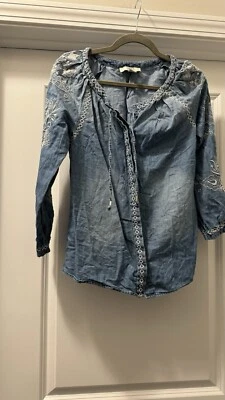 Top vintage América para mujer pequeño azul denim bordado suroeste boho artístico Foto 1 de 4