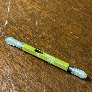 M3.5 X 0.6 6H METRIC SET THREAD PLUG GAGE .6 GO NO GO = 3.110 & 3.222 (T23) - Picture 1 of 9