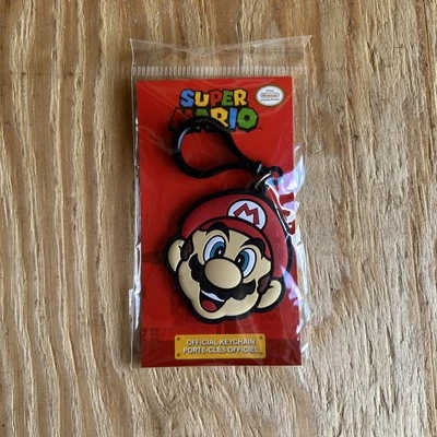 Super Mario Soft PVC Rubber Keychain - Mario (Head) - Officially Licensed Foto 1 de 4