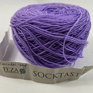 Hank Cake Feza Socktastic Socke Fingern Superwash Merino Nylon Lavendel 465 Yd - Bild 1 von 4