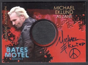BATES MOTEL SEASON 2 Breygent AUTOGRAPH COSTUME CARD #CAME MICHAEL EKLUND - Picture 1 of 3