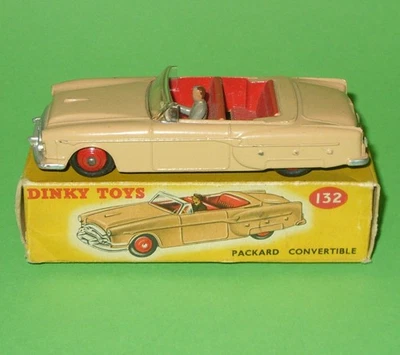 Dinky / 132 Packard Convertible / En caja Foto 1 de 4