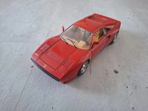 Ferrari 288 GTO, 1984, rojo, 1:18, Bburago - Imagen 1 de 17