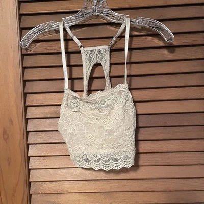 Sexy Bralette de Encaje Anémona Elise Crema Talla Mediana Delicada Coqueta Romántica Foto 1 de 4