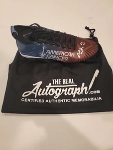Fred Warner Game Worn Signed Cleat American Cancer Society Theme - Bild 1 von 5