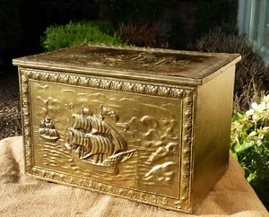 Vintage Brass Log box Fireside - Picture 1 of 8