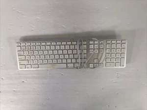 Apple A1243 USB Wired Aluminum Keyboard + Numeric Keypad MB110LL/A Slim Aluminum - Picture 1 of 4