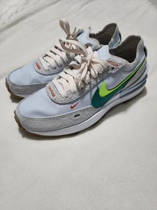 Nike Waffle One SE Football Grey Neptune Green Sneakers DX4309-001 Womens Sz 6.5 - Picture 1 of 10