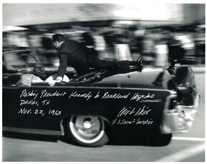 Original Clint Hill signiertes signiertes Foto (kein Nachdruck!) Parkland Hospital - Bild 1 von 2