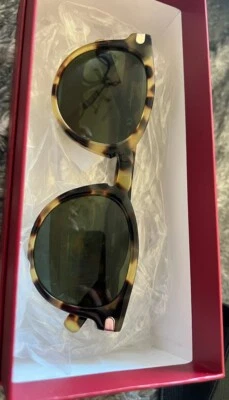 Gafas de sol unisex redondas verdes Salvatore Ferragamo con estuche y caja Foto 1 de 3