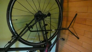 Fahrradständer Hinterrad•Kettenstrebe•Sitzstrebe•2-Arme•3-Füße•Preis vorschlagen - Bild 1 von 12