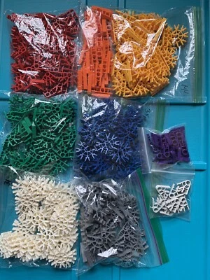 Lote K’Nex Appx 370 Conector Repuestos Verde Blanco Azul Amarillo Rojo Rodilla Foto 1 de 4