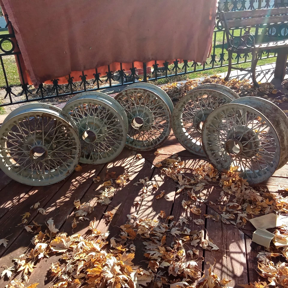 Ruedas Dunlop Wire X461 RSM 42F 4 1/2J X 14 E1 Hechas en Inglaterra 5 Total Foto 1 de 4