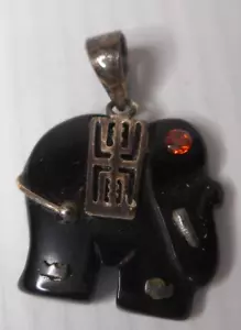 Schwarzer Onyx Sterlingsilber Rüssel Elefant Anhänger chinesisches Symbol rotes Auge 7/8" - Bild 1 von 11
