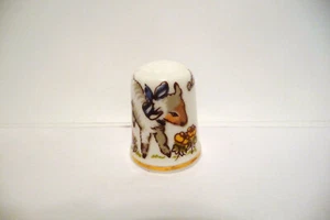 THIMBLE FINE BONE CHINA VICTORIA CHINA ENGLAND ADORABLE LAMBS & FLOWERS  - Picture 1 of 5
