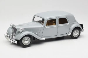 50313 Citroen 15CV 6 Cyl Grey Maisto 1/18 - Picture 1 of 8