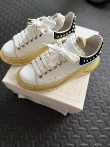 Size 35.5 EU Alexander McQueen Oversized Sneaker Clear Sole Studded -White Black - Picture 1 of 8