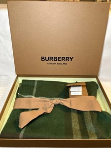 ¡Nuevo! Bufanda de cachemir Burberry unisex a cuadros con etiquetas y caja 66,12 x 11,81 precio de venta sugerido por el fabricante 645 USD - Imagen 1 de 7