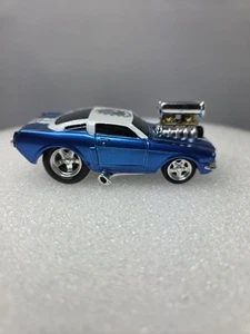 Muscle Machines 1966 Ford Mustang Vote America Blue/White Diecast 1:64 Scale - Picture 1 of 6