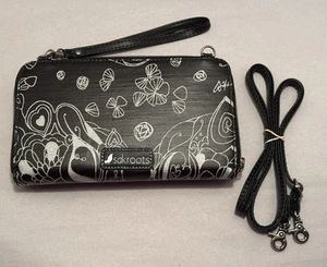 Sakroots Crossbody Wristlet Artists Circle Wallet Black & White Blossoms Floral - Picture 1 of 13