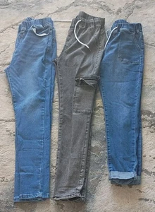 3 Pc Lot Of Girls Sz L and M petite Blue Jeans - Picture 1 of 8