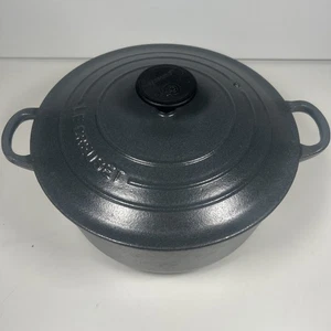 Graue Le Creuset 20 cm runde Auflaufform mit Deckel Gusseisen - siehe Beschreibung - Bild 1 von 24