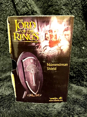 LOTR Señor de los Anillos Numenor Numenor Miniatura Escudo AP Prop Réplica 06/17 Foto 1 de 4