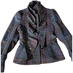 BCBGMAXAZRIA Jacke klein lila kariert Rüschen Wollmischung Kragen Reißverschluss Schößchen - Bild 1 von 9