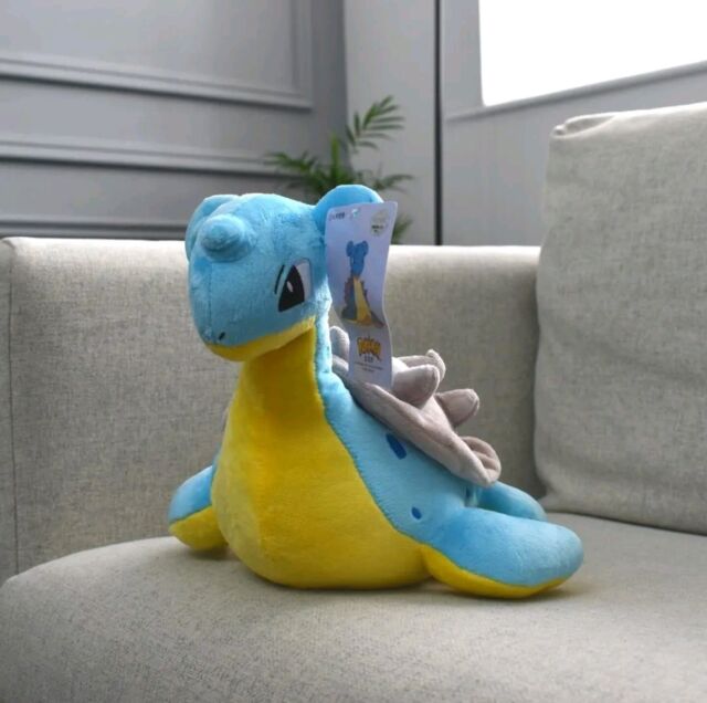 Lapras gigante e linha de pelúcias das Ultra Beasts