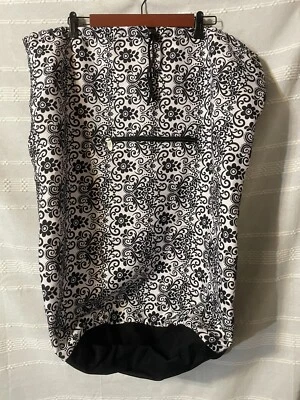 Bliss Black & White Floral Laundry Bag 12.00 - Imagem 1 de 4
