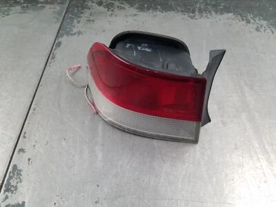 2000 99 00 Honda Civic Si EM1 Left Tail Light #3327 D6 - Image 1 of 4